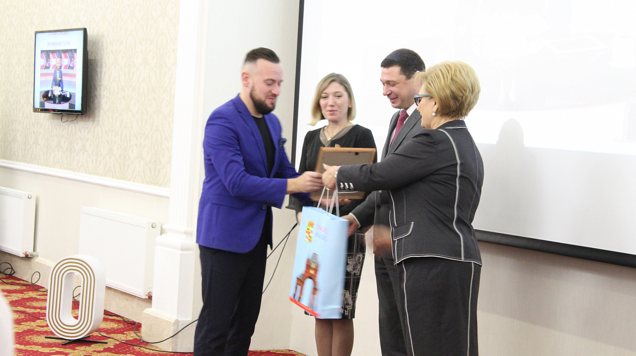 Спортивные итоги года подвели в Краснодаре. Атлетов и тренеров поблагодарил за достижения и поздравил с наступающим 2018 годом мэр Евгений Первышов. Часть 2.