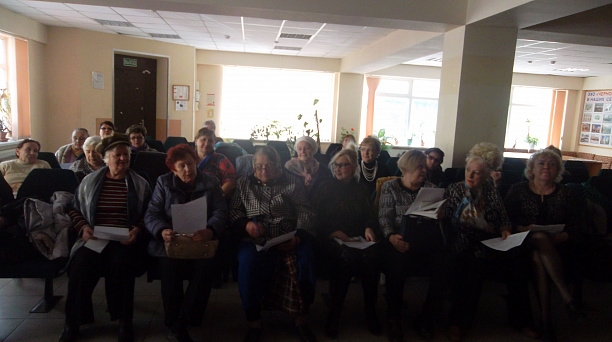 В помещении территориального центра № 27 состоялось информационное занятие