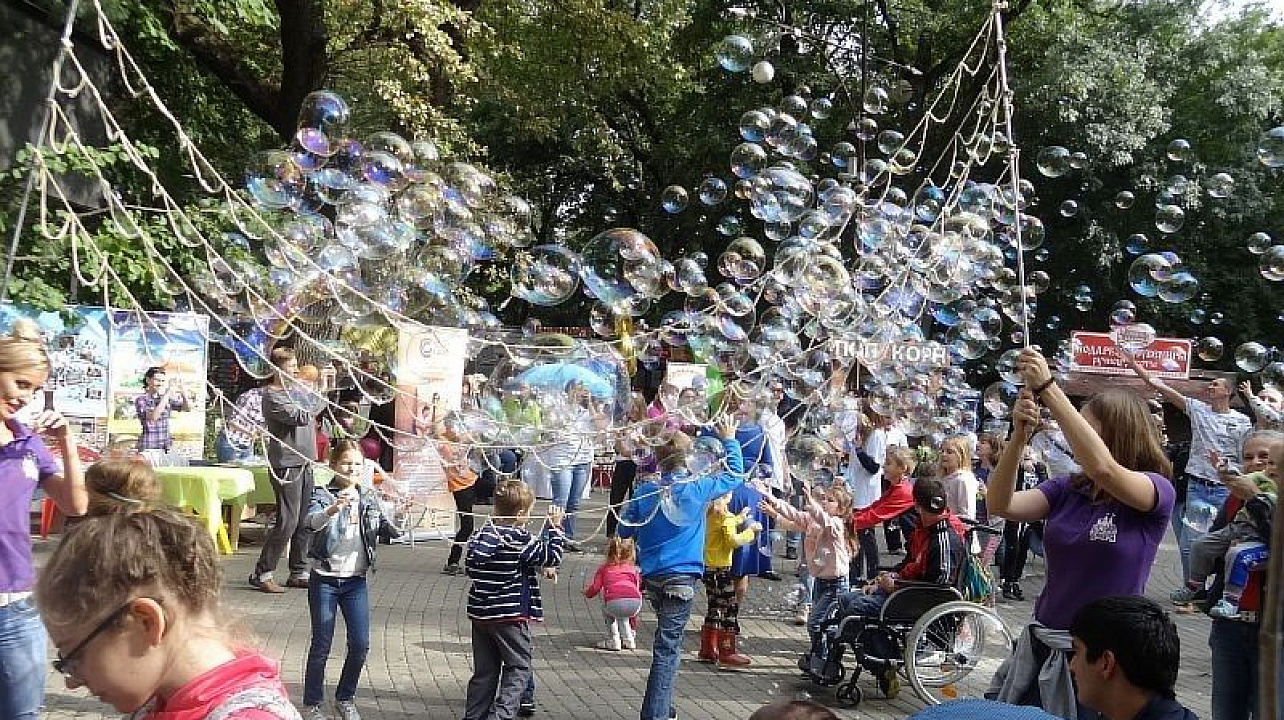 30 сентября в Краснодаре прошел Инклюзивный фестиваль творчества «Всё в твоих руках!».jpg