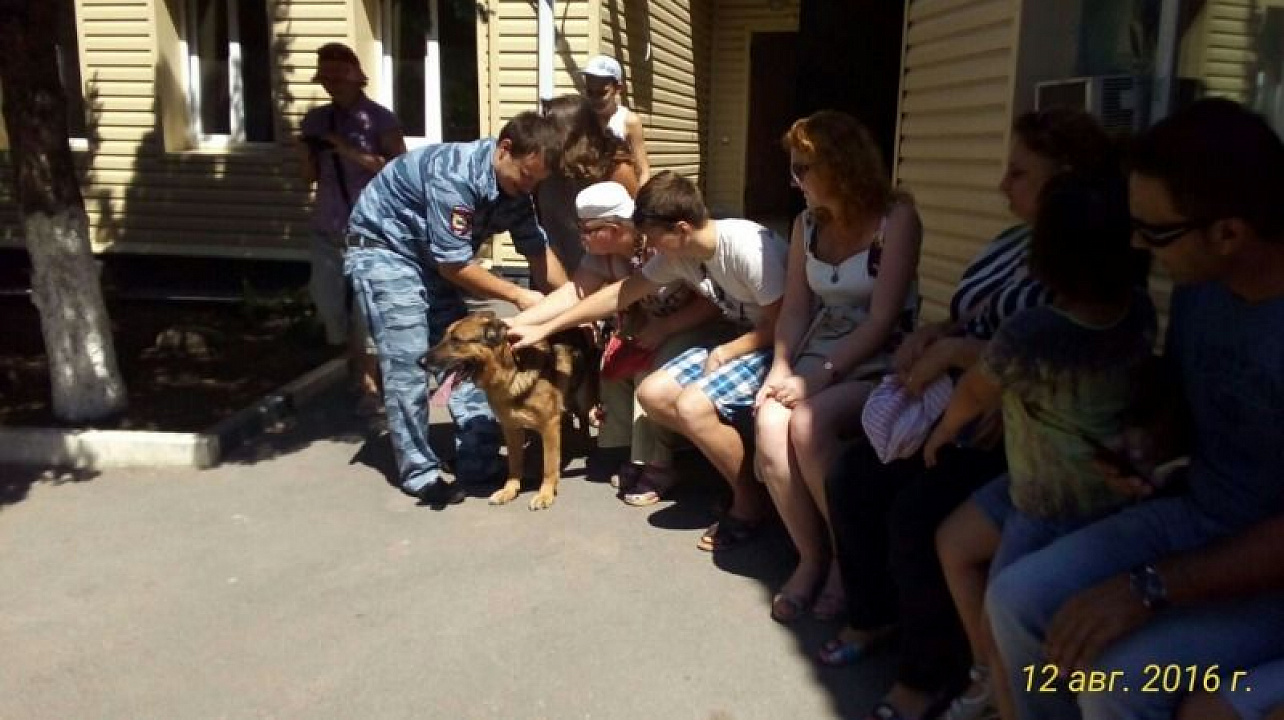 Кинологический центр посетили особенные дети «Края милосердия».jpg