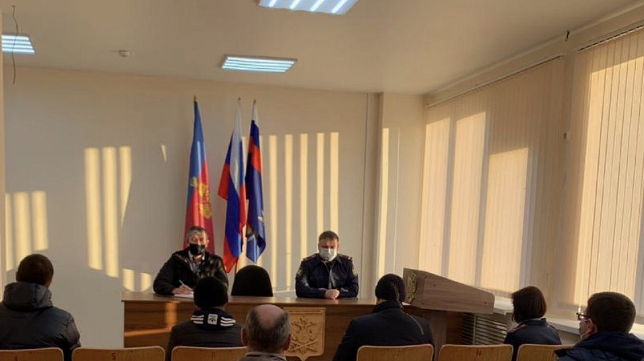 В Западном округе прошло очередное выездное заседание комиссии по профилактике правонарушений.jpg