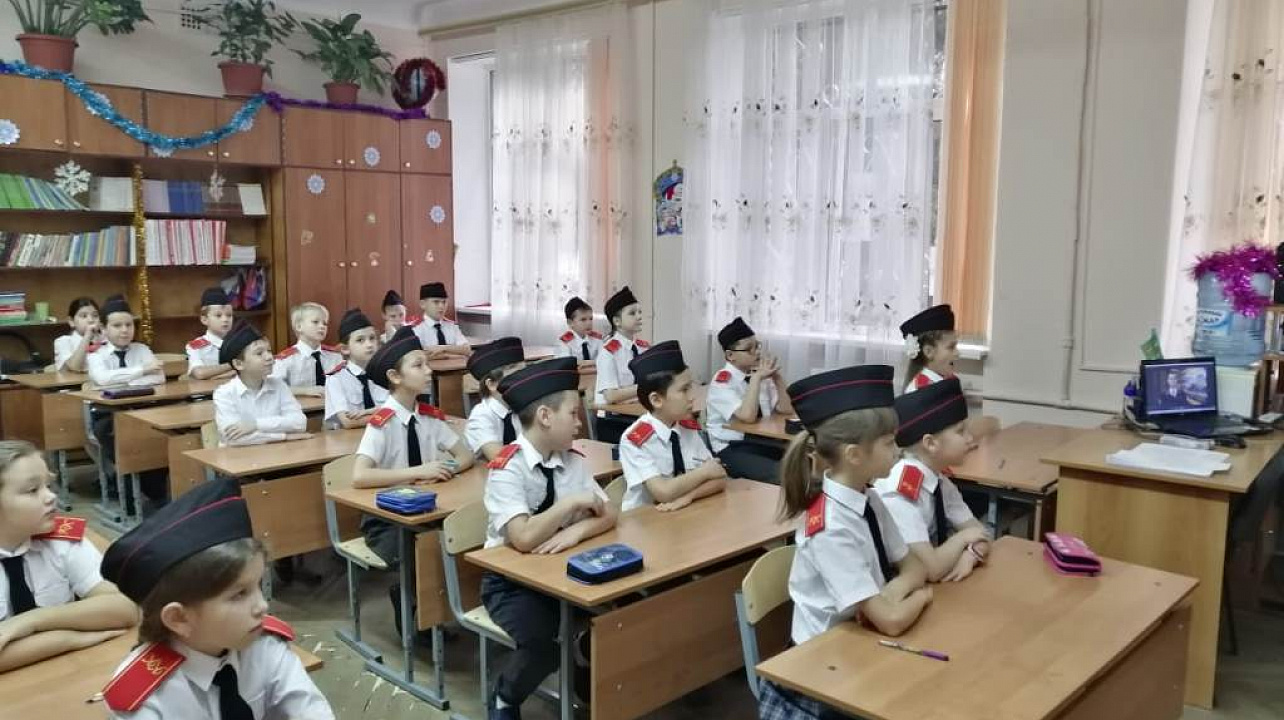 Школьники Западного округа приняли участие в «Казачьем диктанте»