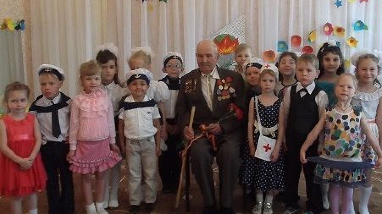 «Во славу Отечества!» - такими словами открылся месячник военно-патриотической работы в детском саду № 205.JPG