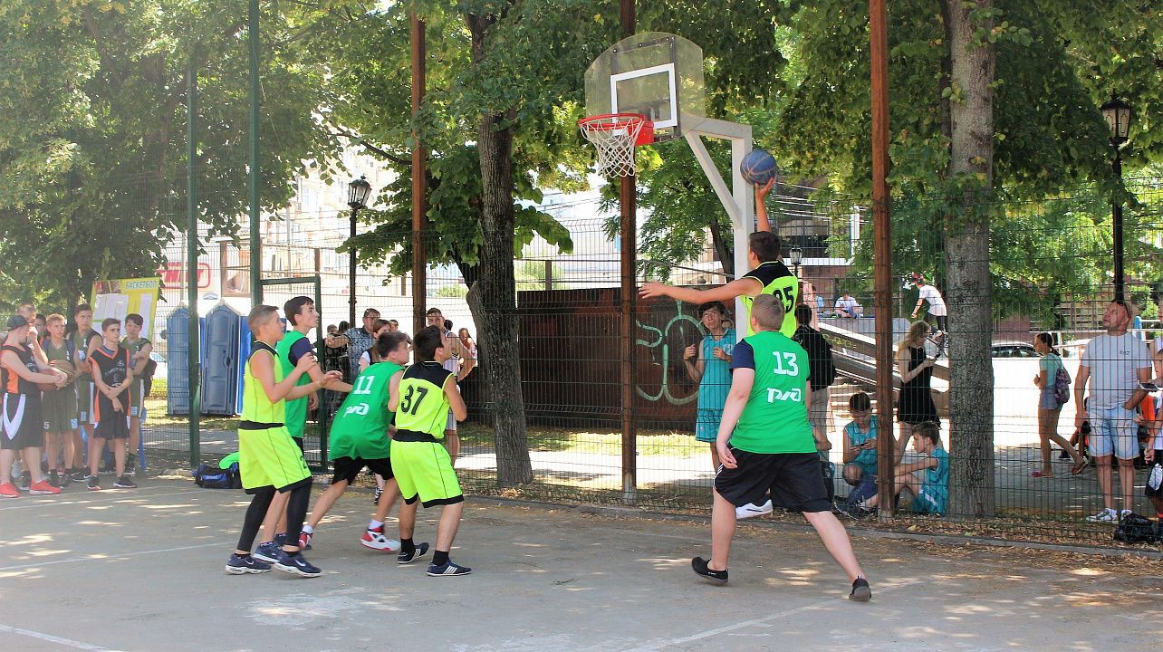 Завершились зональные соревнования по баскетболу на Кубок губернатора Краснодарского края