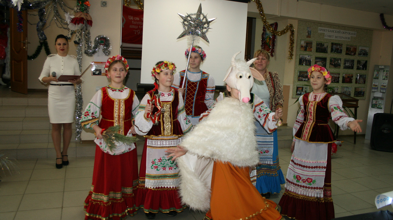 В Прикубанском округе чествовали победителей конкурса «Новогодняя фантазия»