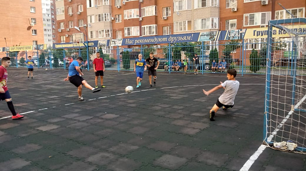 30 команд Прикубанского округа боролись за право выйти в городской финал