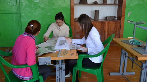 Музей боевой славы в школе №1 продолжает пополняться новыми экспонатами