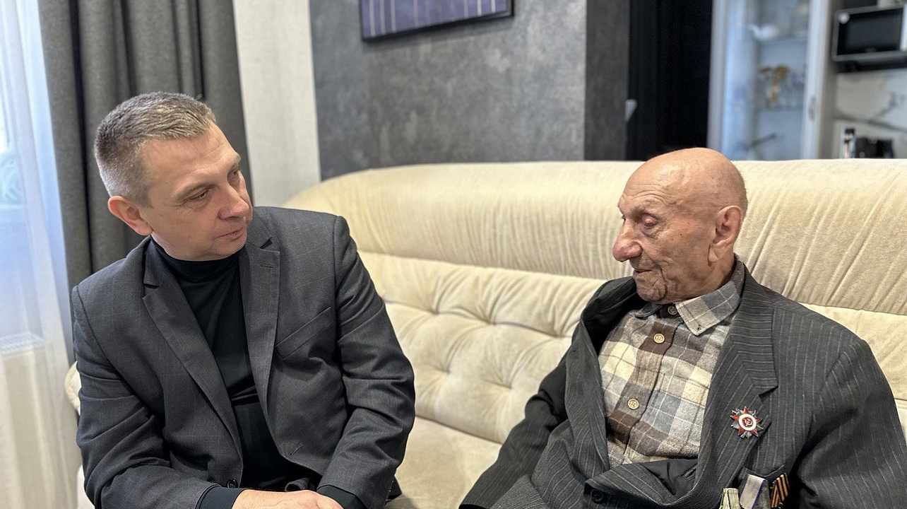Ветерану Великой Отечественной войны Айказу Аракеловичу Овсепяну исполнилось 100 лет