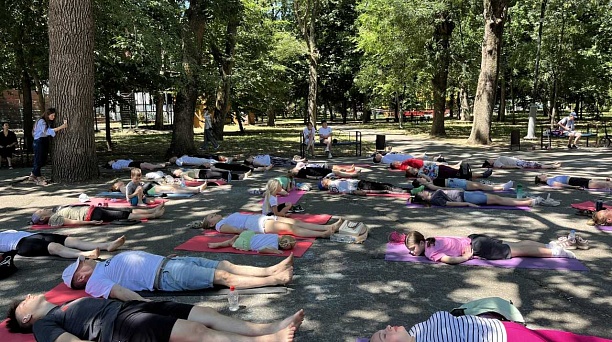  Международный день йоги в Краснодаре    