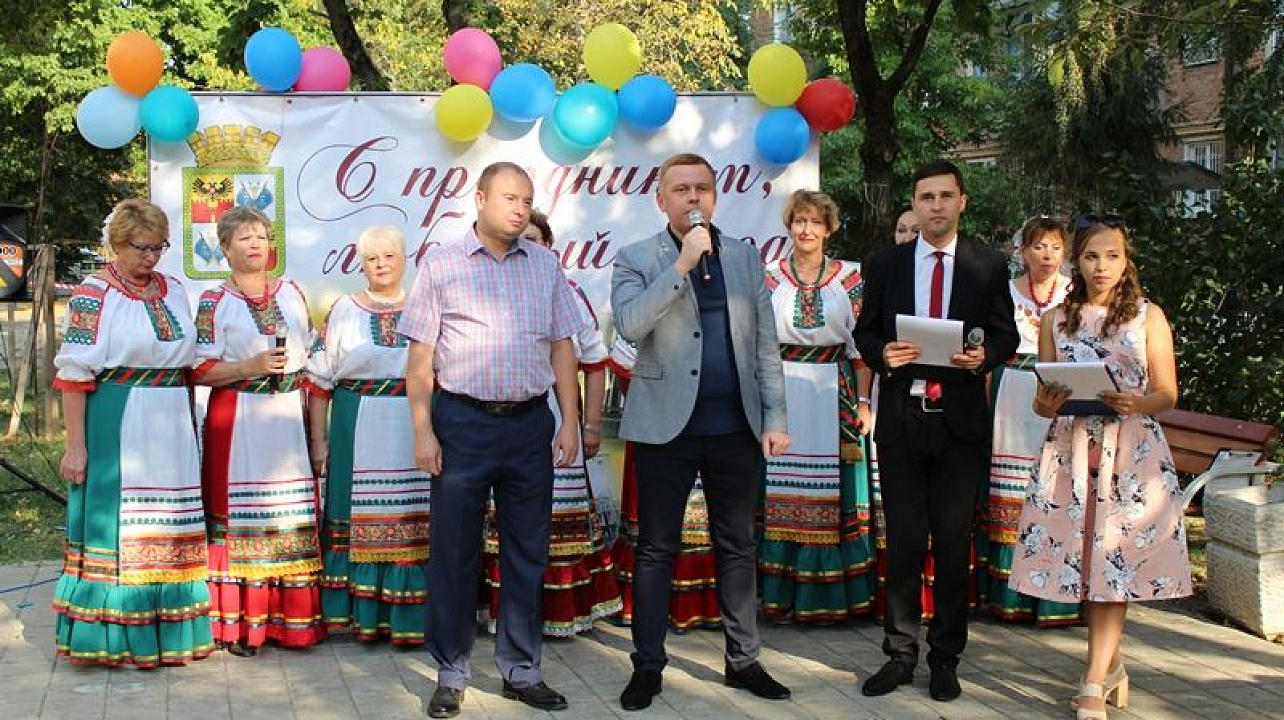 В Центральном округе прошел праздник «А у нас во дворе»