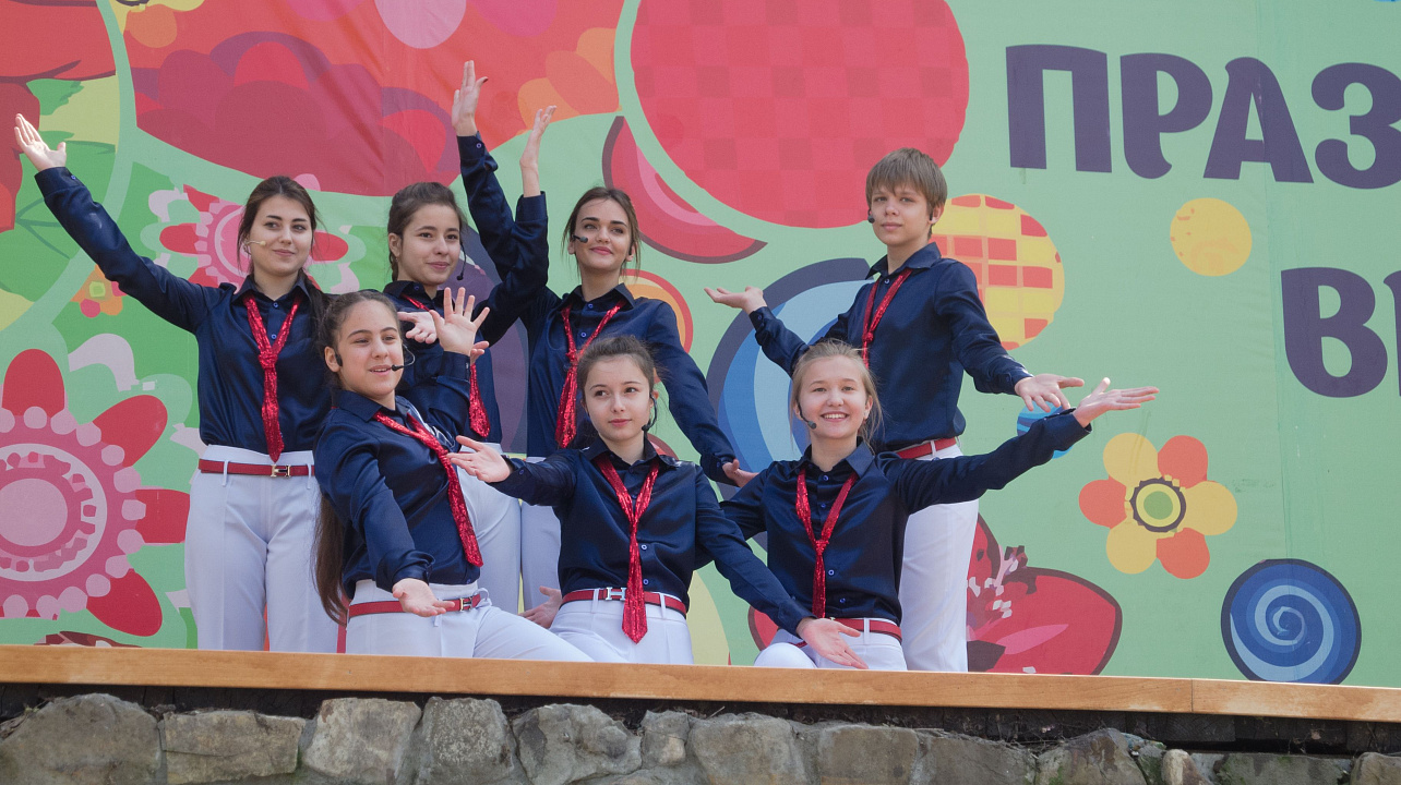 Образцовый художественный  коллектив Калейдоскоп.jpg