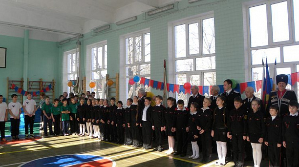 В школе № 10 прошли соревнования, посвященные Дню защитника Отечества