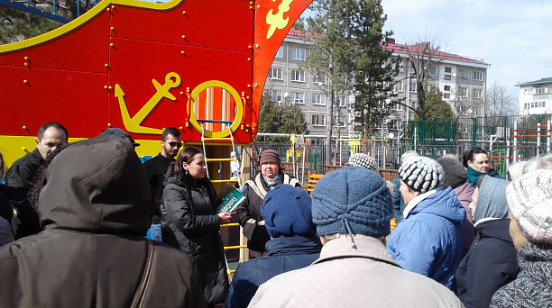 В поселке Лорис состоялась информационная встреча