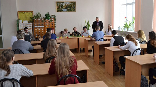 Для студентов Армавирского механико-технологическом института прошел круглый стол «День воинской славы России»