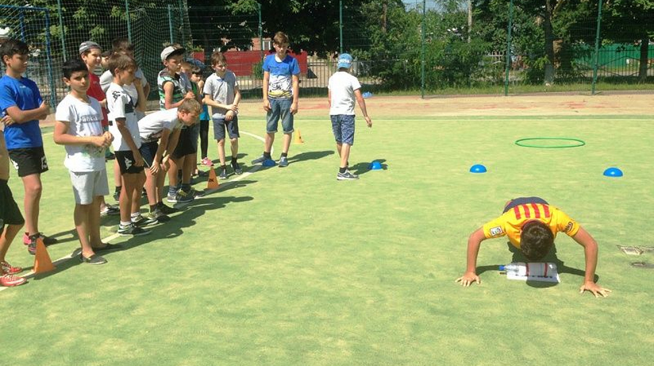 Для молодежи Центрального округа провели "Казачьи игры"
