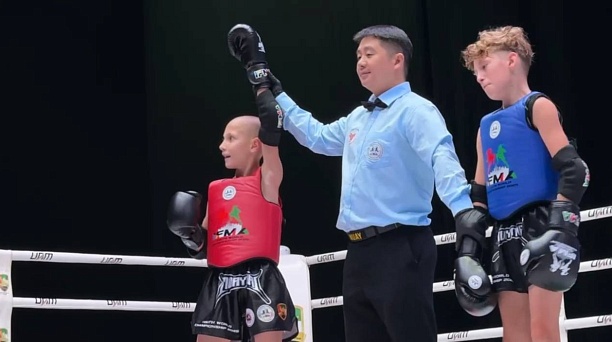 Евгений Наумов поздравил краснодарских тайбоксёров с успешным выступлением на первенстве мира  