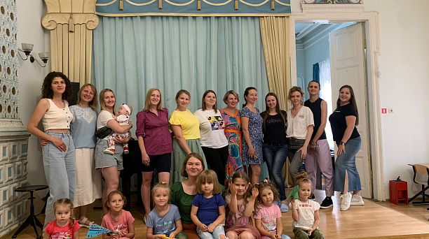 Швейный коворкинг проекта «Мама работает» теперь в центре города