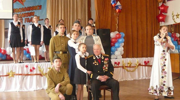 В Западном округе прошел конкурс  "Песня в солдатской шинели"