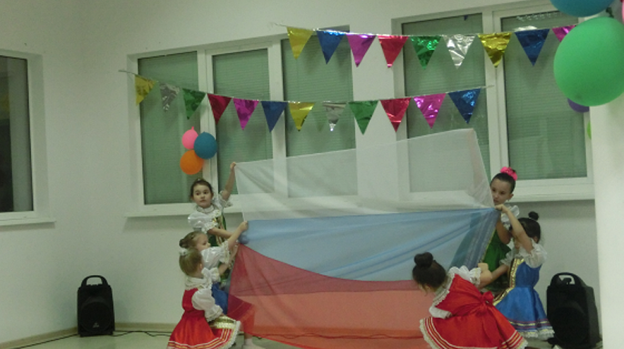 Воспитанники Детского сада № 75 приняли участие в концерте, посвященном Новогодним и Рождественским поздравлениям детей участников ликвидации Чернобыльской аварии