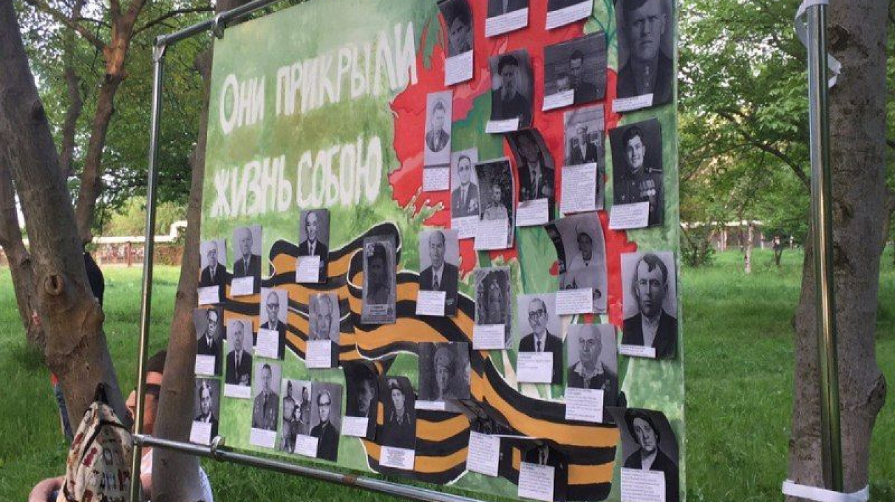 В Центральном округе прошел литературный вечер «Блиндаж»