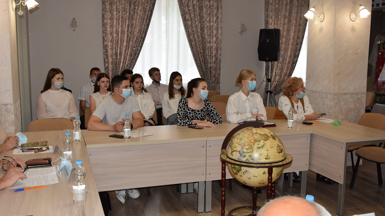 Центр национальных культур принял участие в мероприятиях, приуроченных ко Дню России (4).JPG