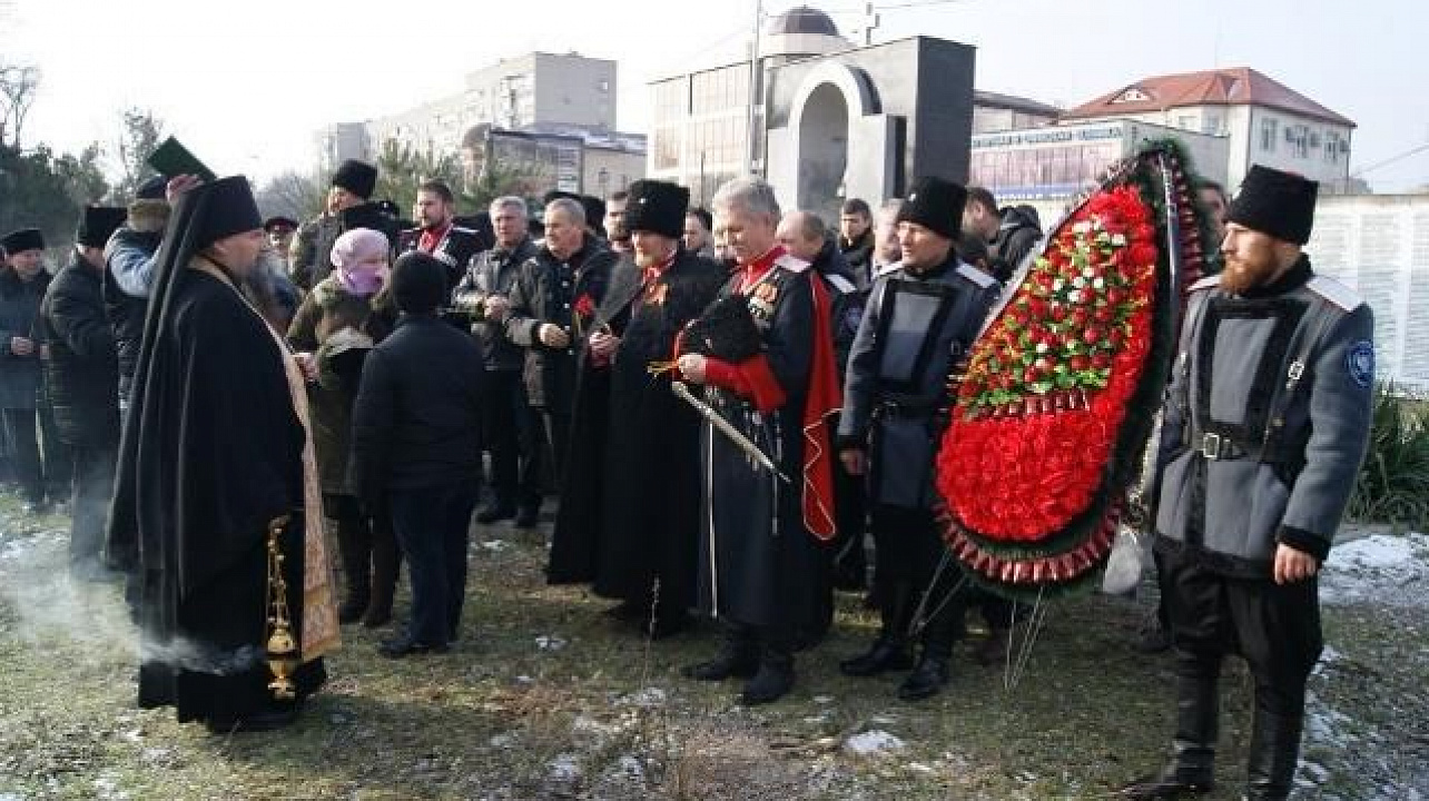 На Всесвятском кладбище прошло мероприятие в память о казаках, погибших в годы жестоких репрессий