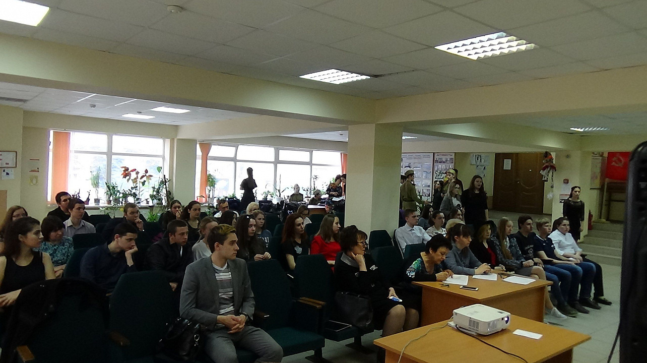 В Прикубанском округе прошел литературный вечер «И в сердце каждого живет весна»