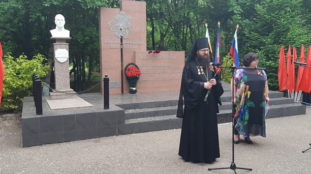 В х. им. Ленина Краснодара установили бюст маршала Георгия Жукова