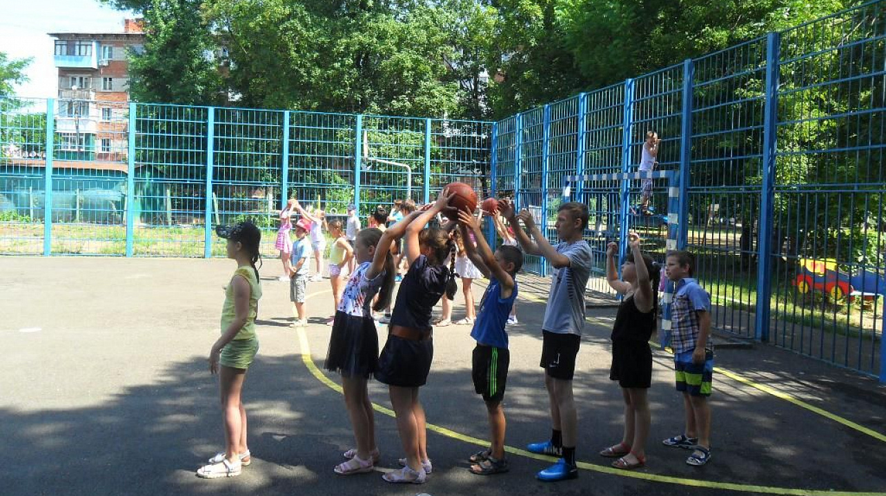 В Центральном округе отметили День физкультурника