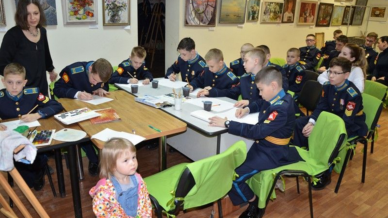 Кадеты президентского училища посетили творческий мастер-класс в центре имени Николая Котлярова.jpg