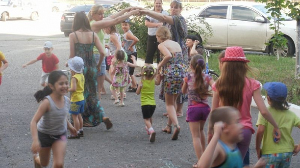 Дом культуры Западного округа приглашает на детскую игровую площадку