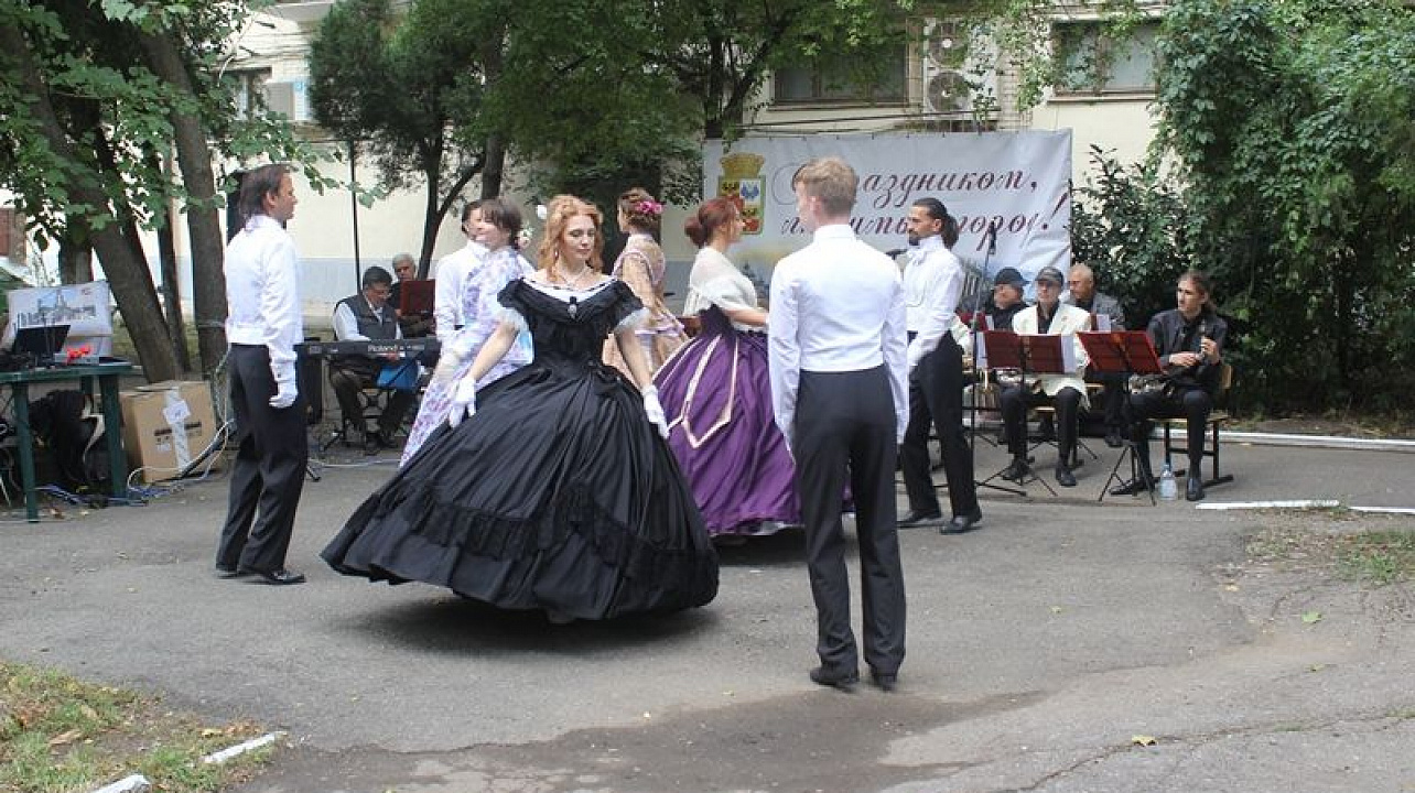 Праздником «Люблю тебя, мой Краснодар!» завершилась череда мероприятий Центрального округа, посвященных Дню города