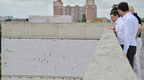 Школа в посёлке Российском Краснодара готова на 60%