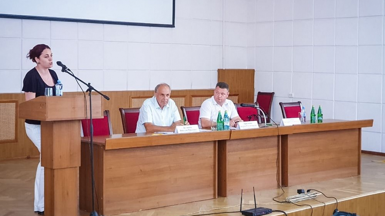 В Краснодаре состоялось совещание по вопросам страхования жилья от чрезвычайных ситуаций