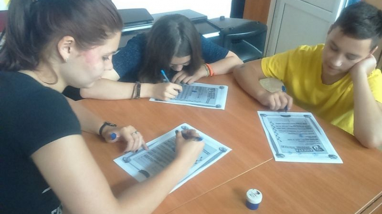 В Центральном округе состоялся детский праздников «Шерлок Холмс»