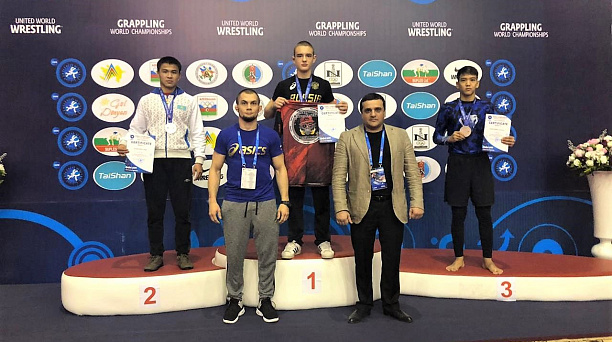 Краснодарский спортсмен привез первое место с первенства мира по спортивной борьбе