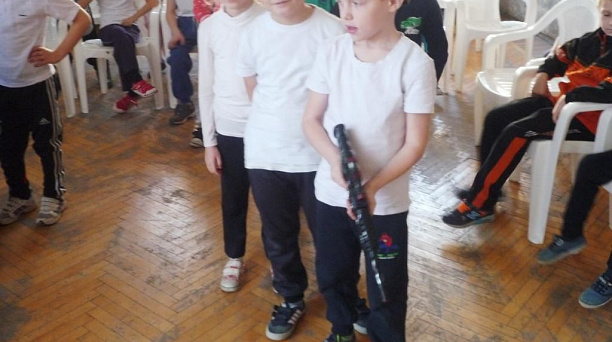 Первоклашки школы №38 состязались в военно-спортивной игре «Богатырские забавы»