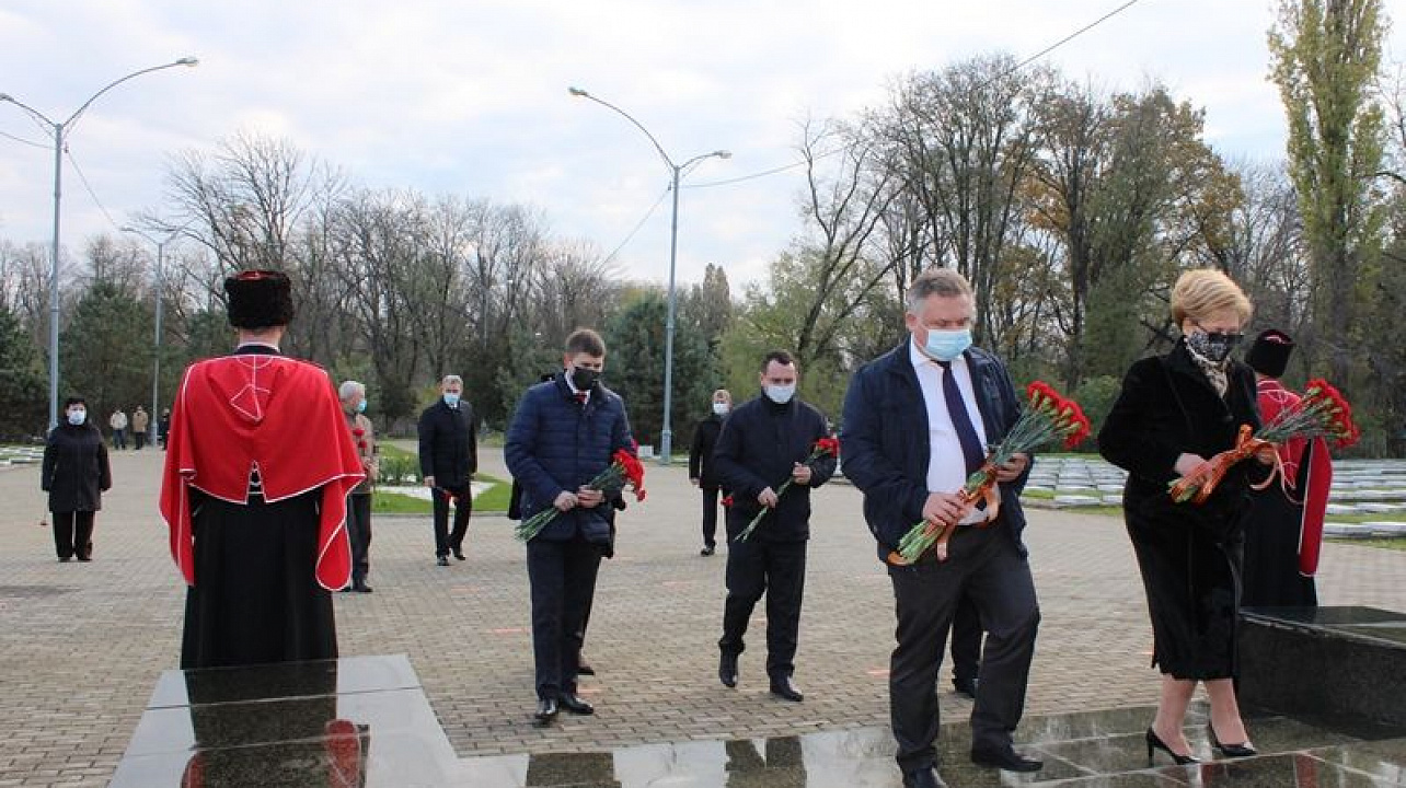В День Неизвестного солдата в Западном округе почтили память воинов-освободителей Кубани _ _ _.JPG