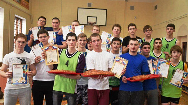 Соревнования по пятиборью в Краснодарском монтажном техникуме