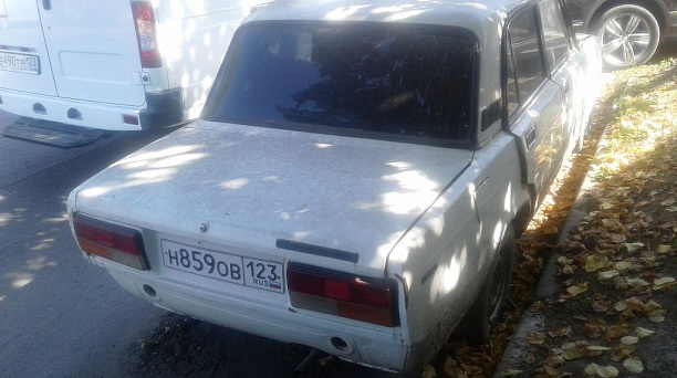 В Западном округе продолжается мониторинг брошенного автотранспорта