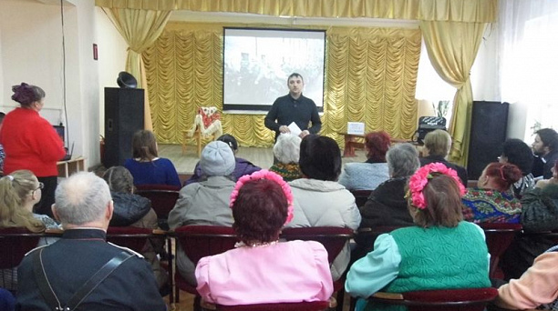 Тематическое мероприятие "В мире кино" прошло в Доме культуры Западного округа