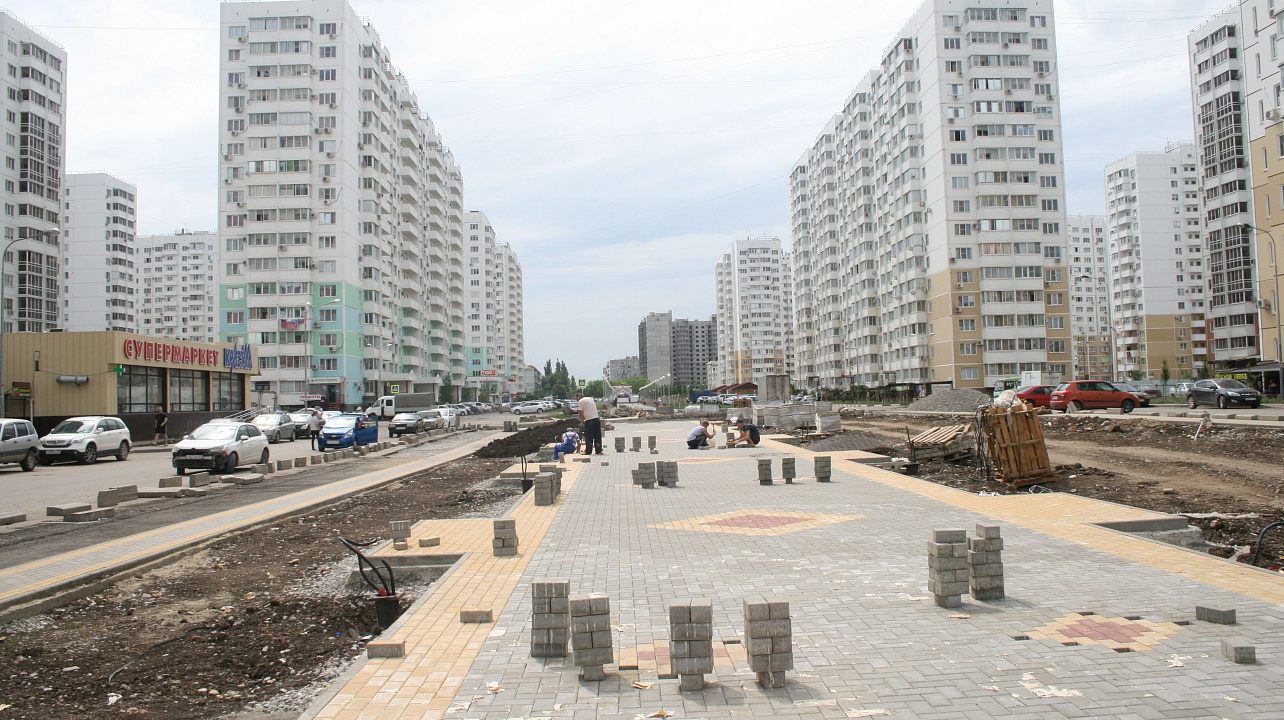 Микрорайон Московский благоустраивается