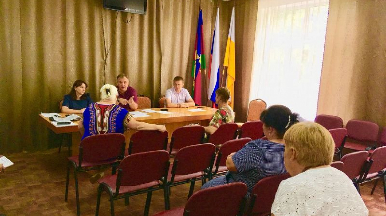 Депутат В.Тимофеев провел прием жителей Старокорсунского сельского округа