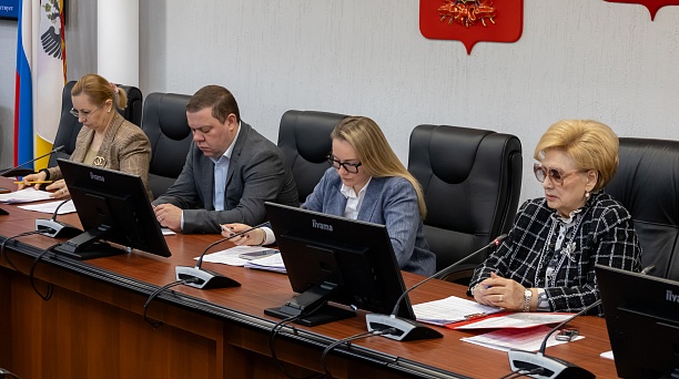 В городской Думе Краснодара состоялось еженедельное совещание депутатов