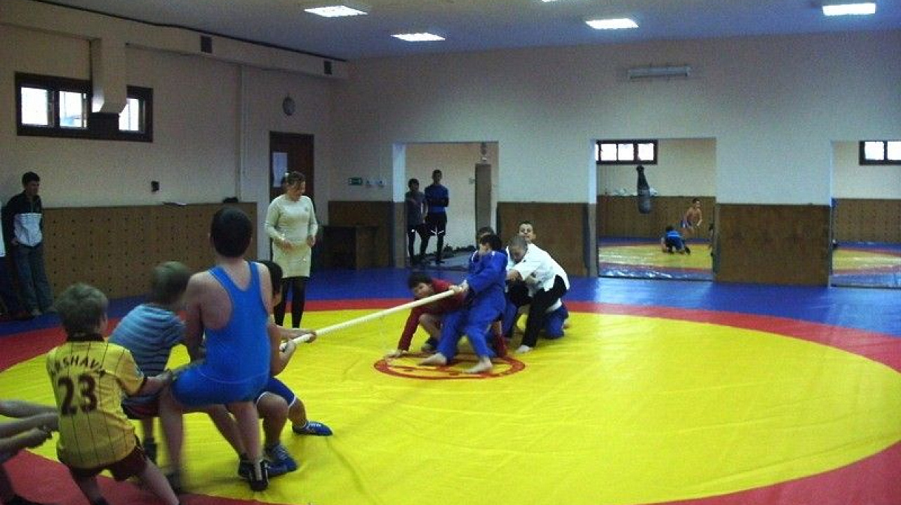 Спортсмены центра подготовки спортивного резерва Западного округа отметили открытие патриотического месячника