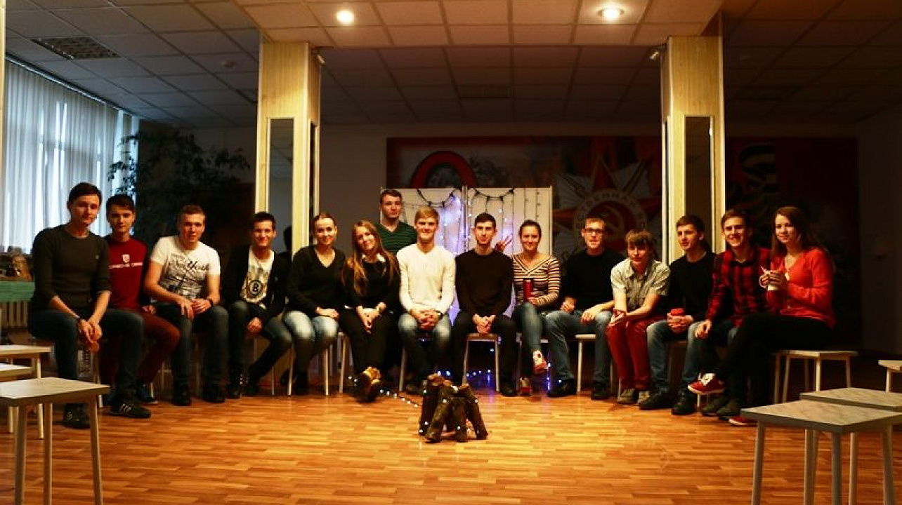 Литературно-музыкальный вечер «А сыновья уходят в бой»