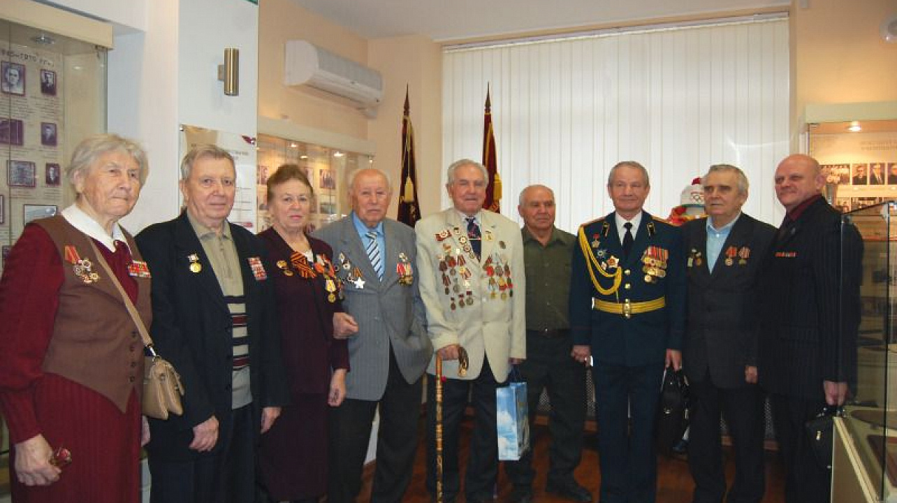 В КубГУ прошел круглый стол с участием городской организации ветеранов.jpg